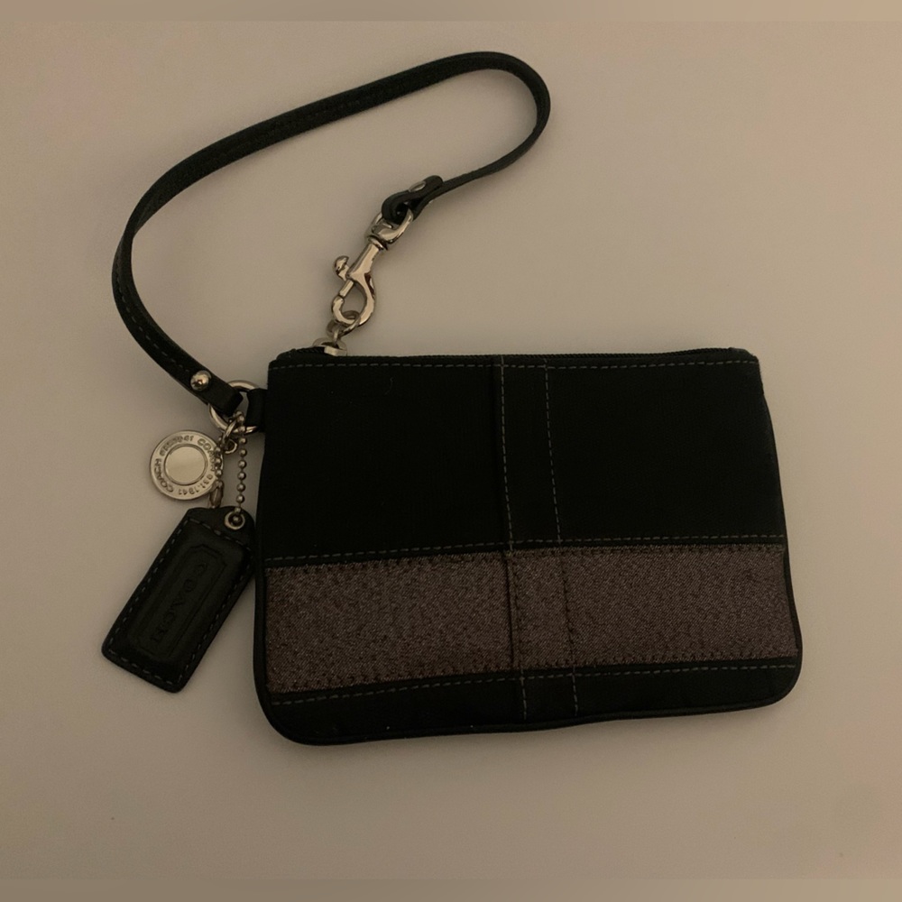 Coach Wristlet - Picture 2 of 4